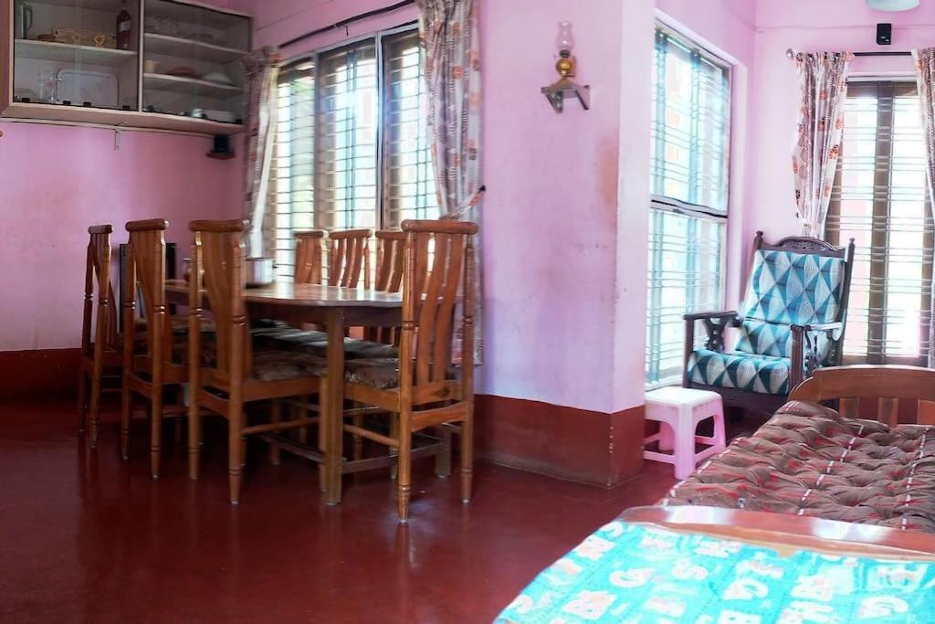 Runnin Airport - Homestay Gurpur ภายนอก รูปภาพ