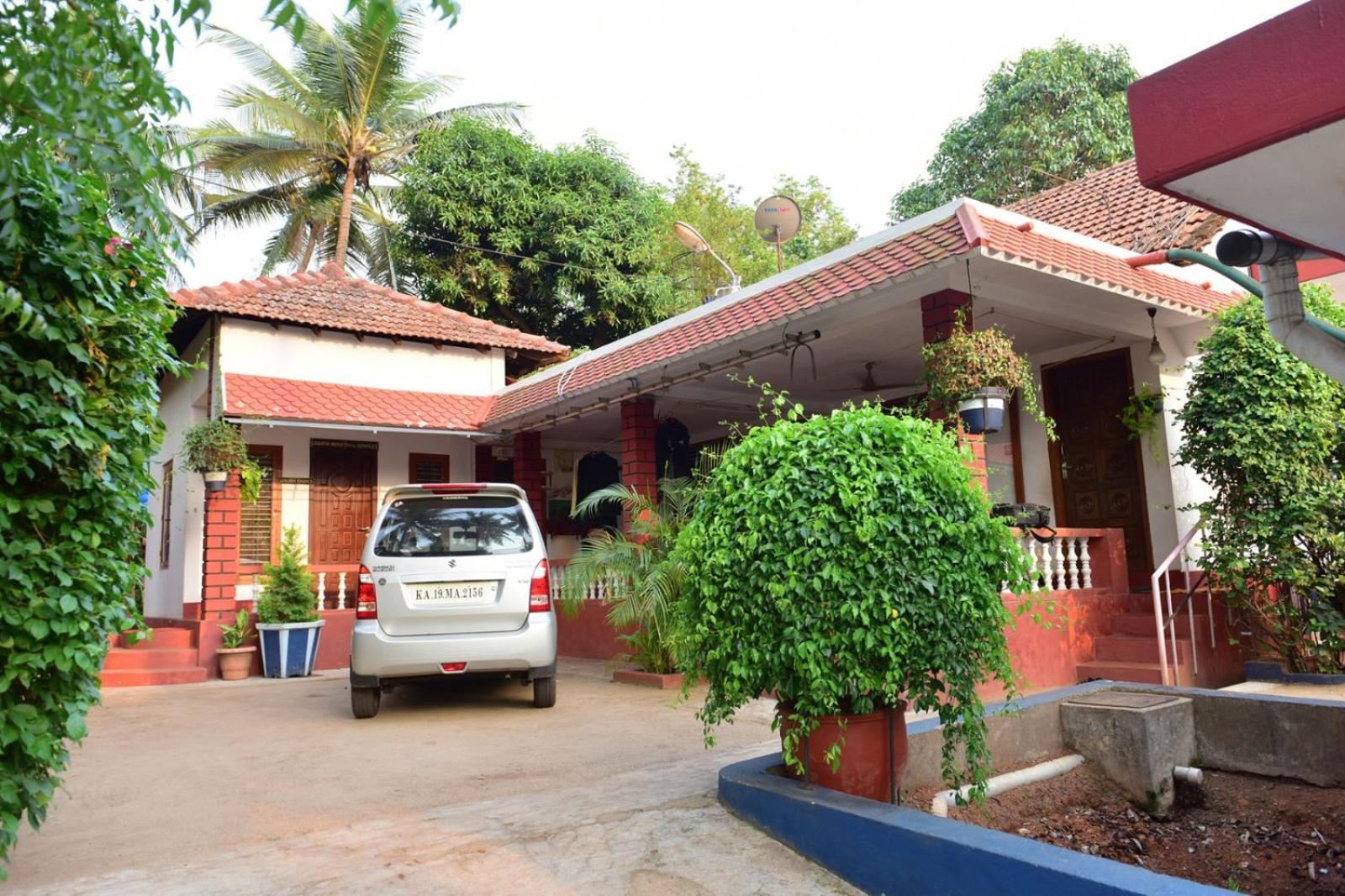 Runnin Airport - Homestay Gurpur ภายนอก รูปภาพ